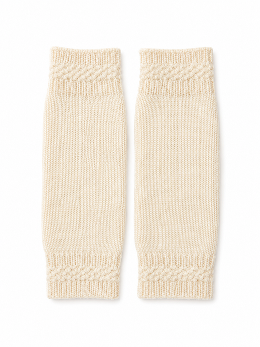 Cashmere wrist warmers in Champagne