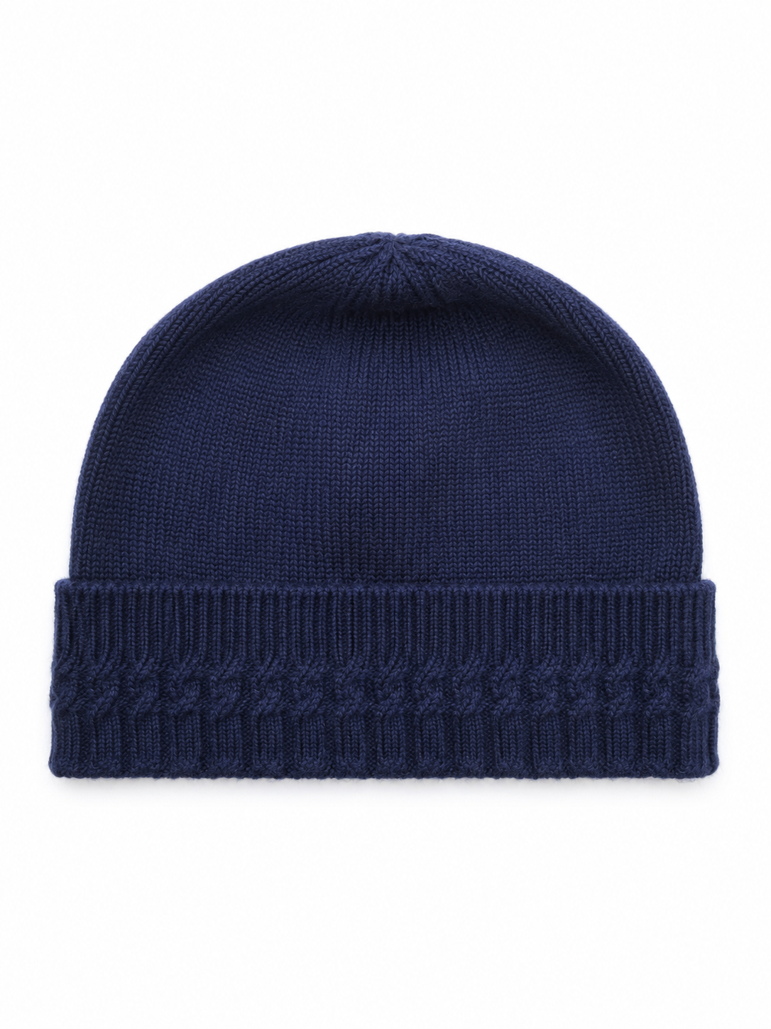 Cable-knit cashmere beanie in Navy