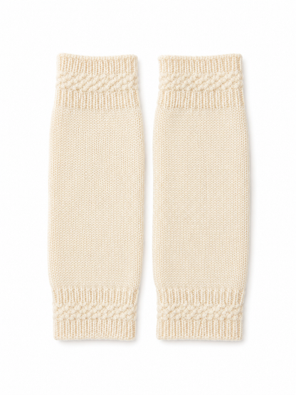 Cashmere wrist warmers in Champagne